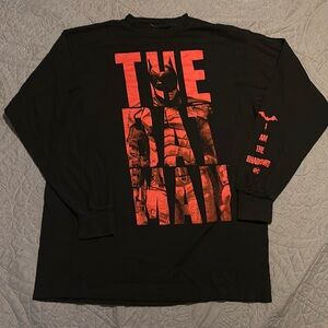Batman Black Long sleeve Tee Shirt Size Medium (38/40)